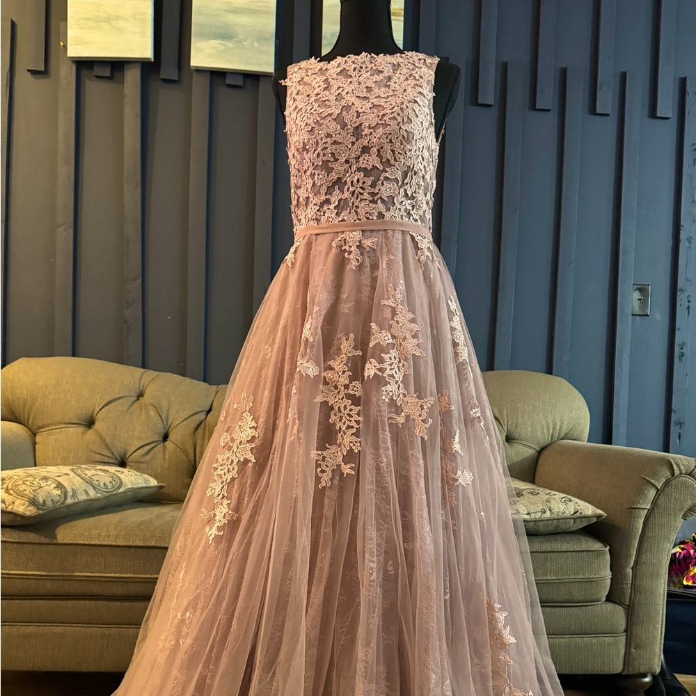Beautiful dress for you